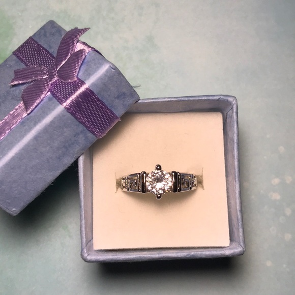 Aztec diamond ring - Picture 2 of 6